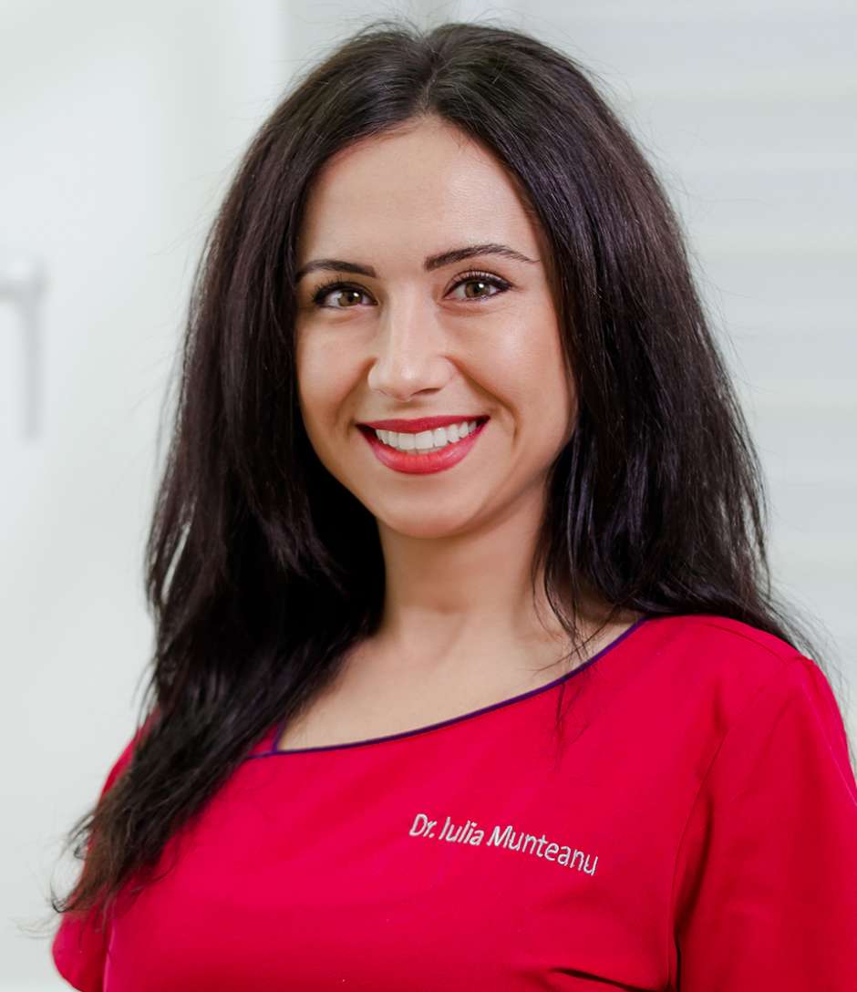 Dr. Munteanu Iulia