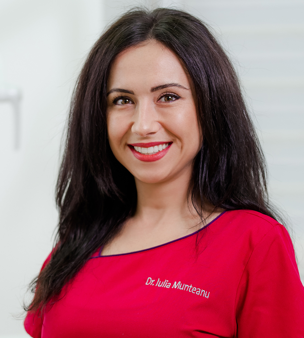 Dr. Munteanu Iulia